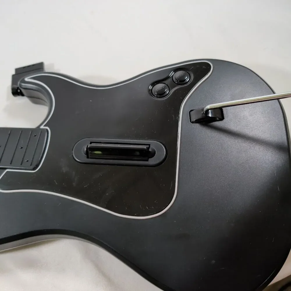 RedOctane Kramer Striker Wireless Guitar Hero Controller PS2 w/ Receiver
